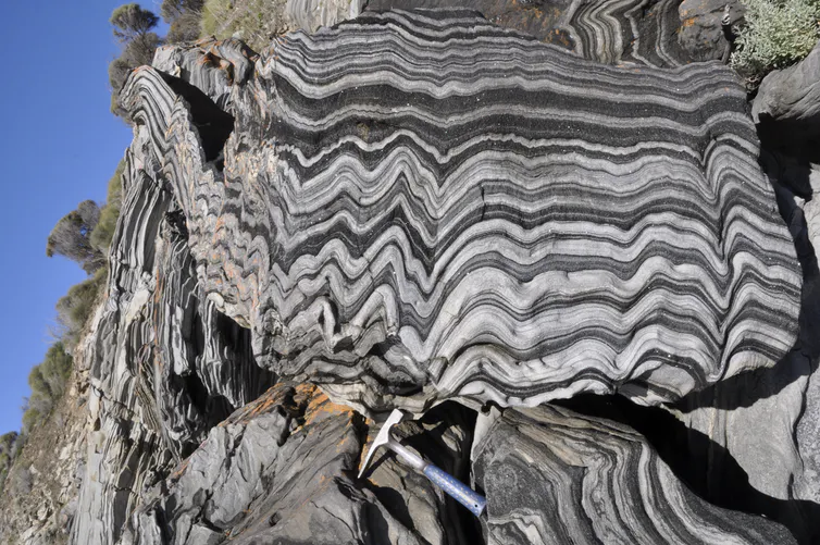 How Earth's continents became twisted and contorted over millions of years